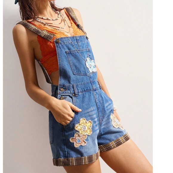 Boho Floral Patch Plaid Print Backless Denim Jean Short Overalls - Picture 6 of 8